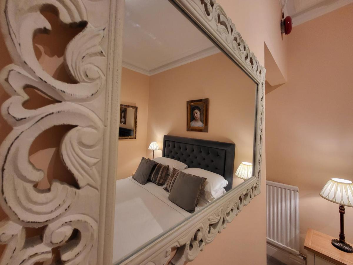 Georges Place York Zewnętrze zdjęcie